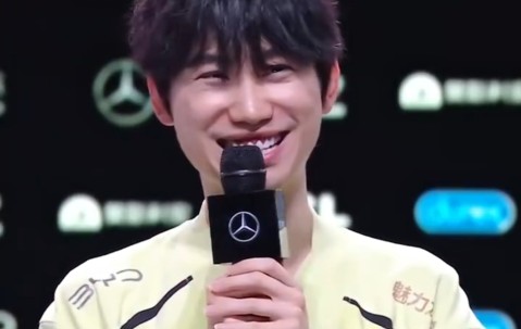 NG体育-包含Doinb与50激战C9分钟，反败为胜胜负难料！，Karsa焦点对战再创辉煌时刻的词条