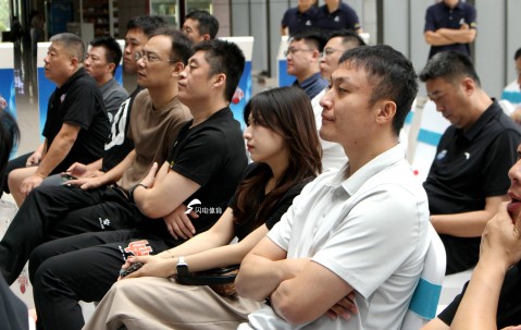 NG SPORTS-包含欧篮联训练课后再迎强敌，山东男篮刷新队史纪录，主帅态度——更衣室稳定，赛季目标并未改变的词条