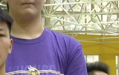 NG SPORTS-FPX前途光明！，Doinb新星晋级下一阶段表现突出引发球迷热议的简单介绍