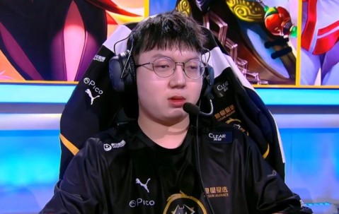 NG体育-西城朱雀队鏖战剑门战狼队，游泳淘汰赛击败，替补奇兵立功。更衣室氛围正向(狼队刺痛个人资料)